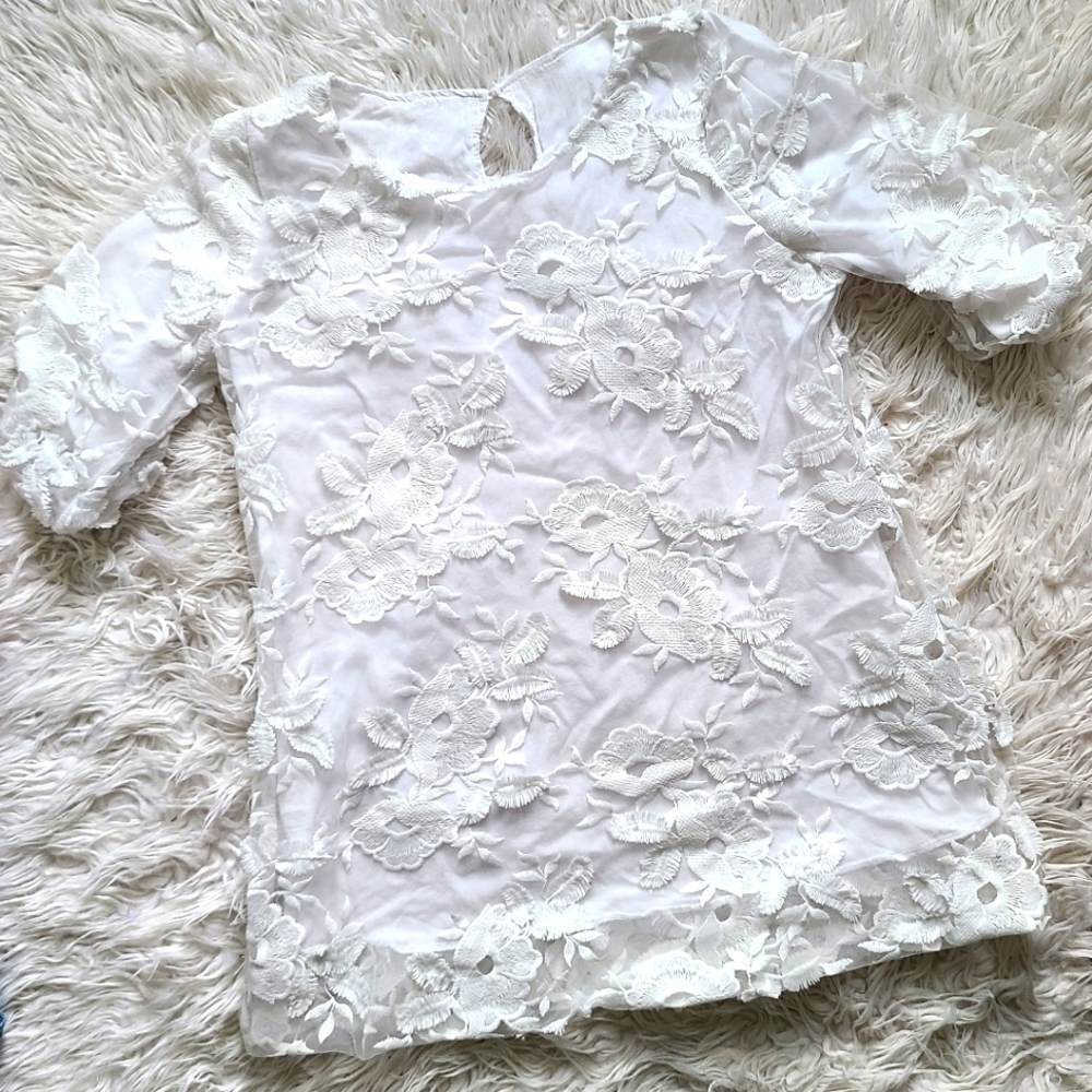 White Appliqué Dress